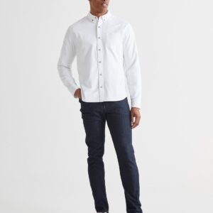 MCXS1607-Performance-Stretch-Button-Down-White_0249-ECOM_dec34188-8098-485c-86ef-5a22919aacab